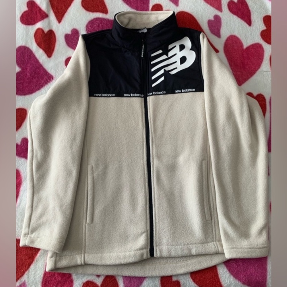 New Balance Black & Cream Women’s Size L Zip Up Fleece Track Jacket with pockets
